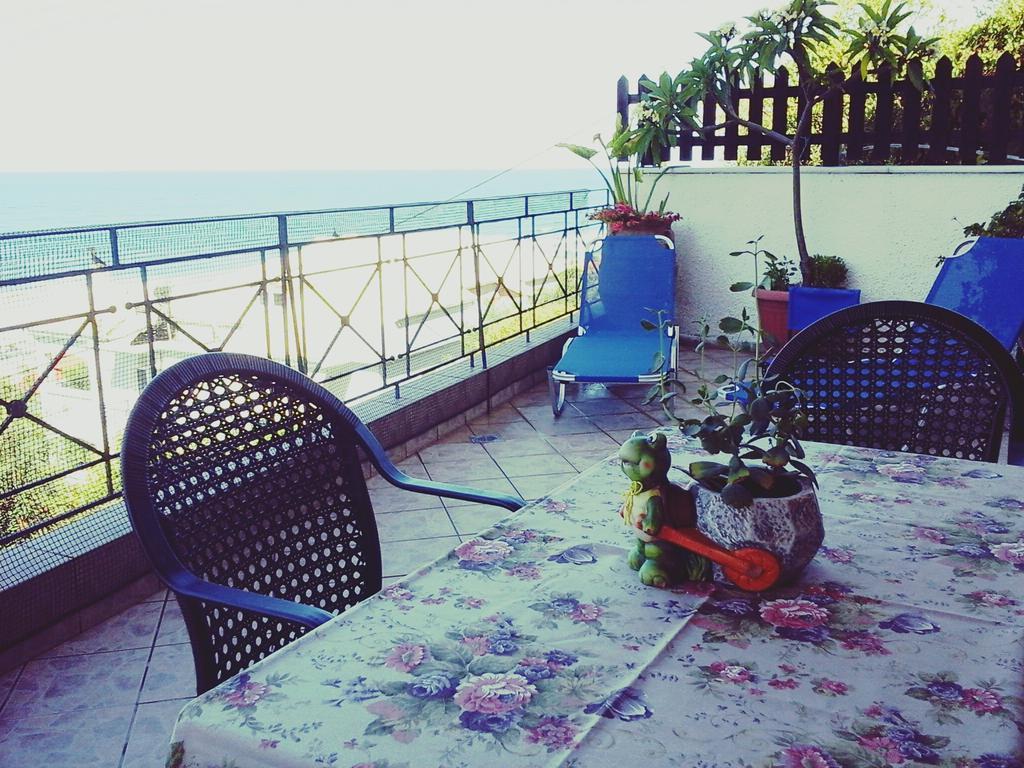 Villa Giovanni Paralia Vrachou Exterior photo